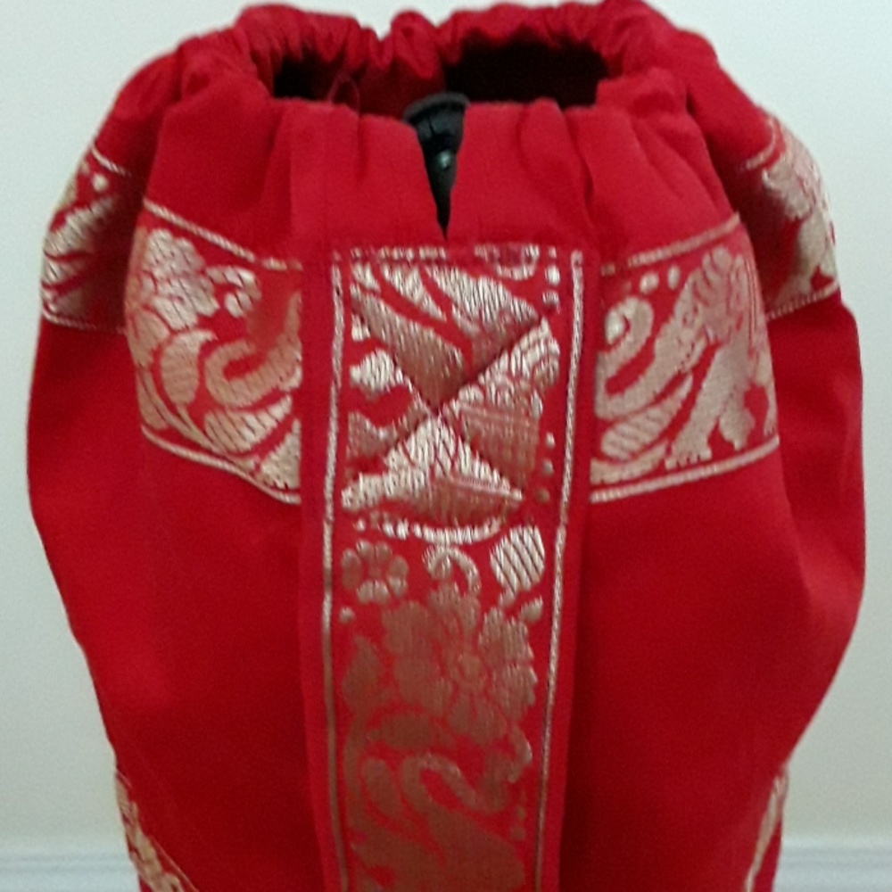 RED SILK YOGA MAT BAG - Picture 4 of 8